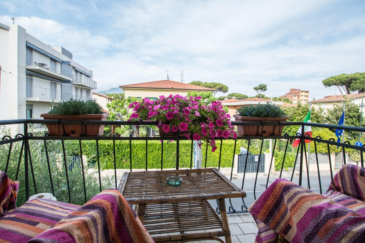 Hotel Le Giare マリーナ・ディ・ピエトラサンタ エクステリア 写真